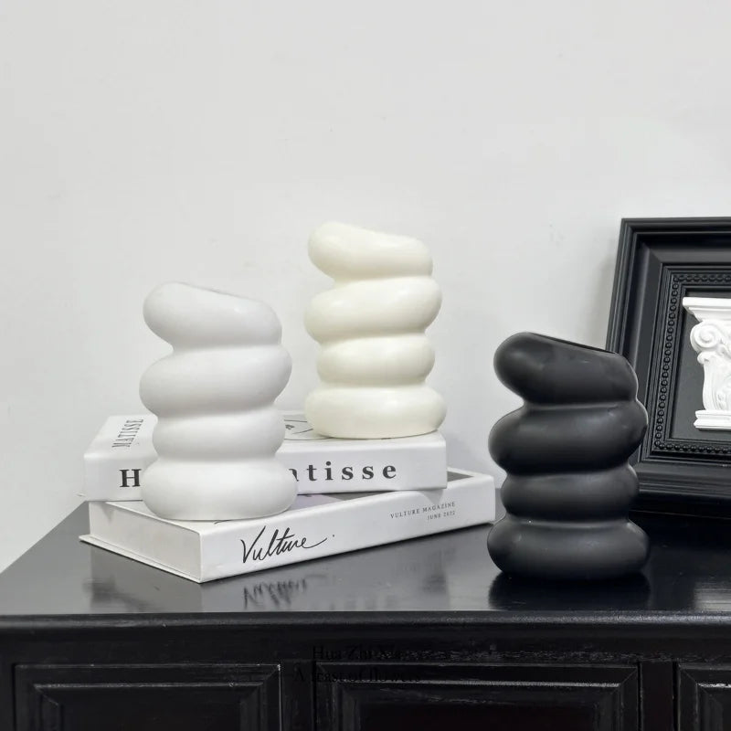 Nordic Spiral Pebble Creative Vase