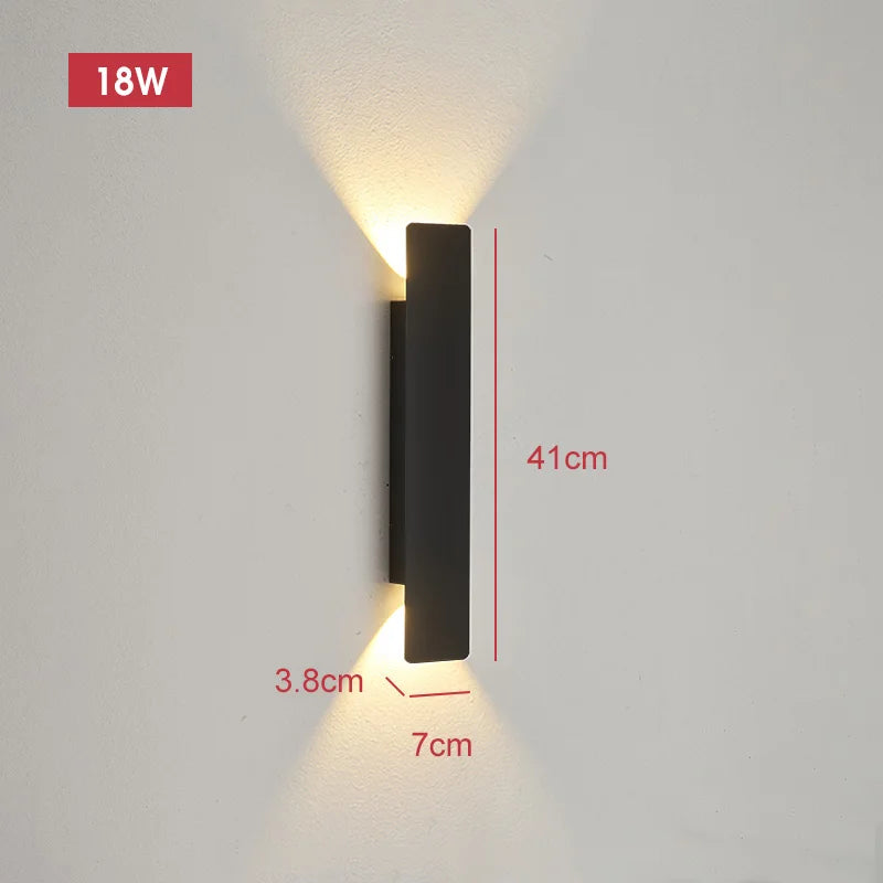 Modern 18W LED Waterproof Up Down Outdoor Wall Lamp
