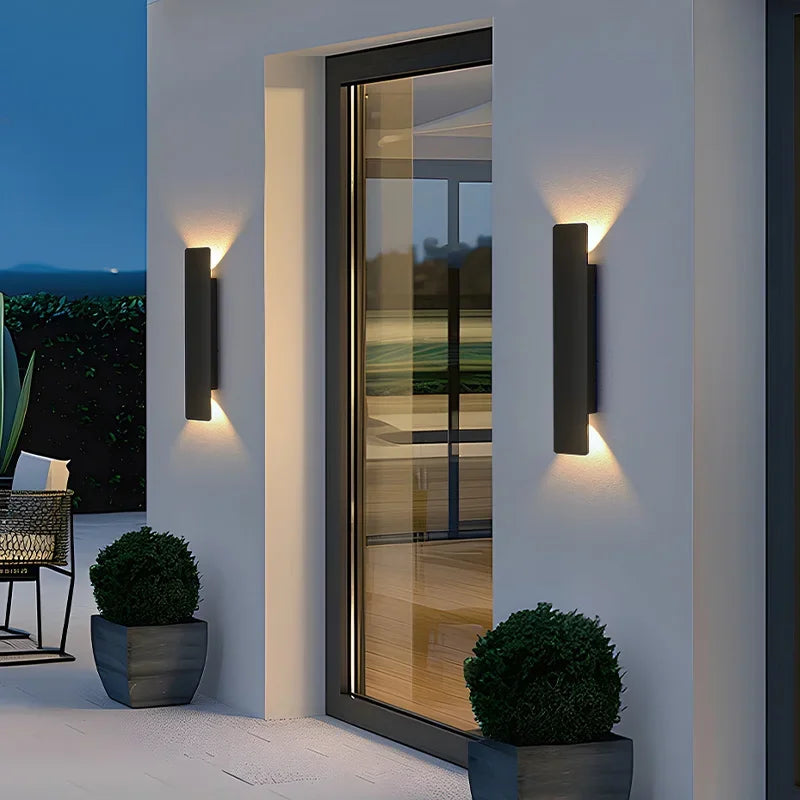Modern 18W LED Waterproof Up Down Outdoor Wall Lamp