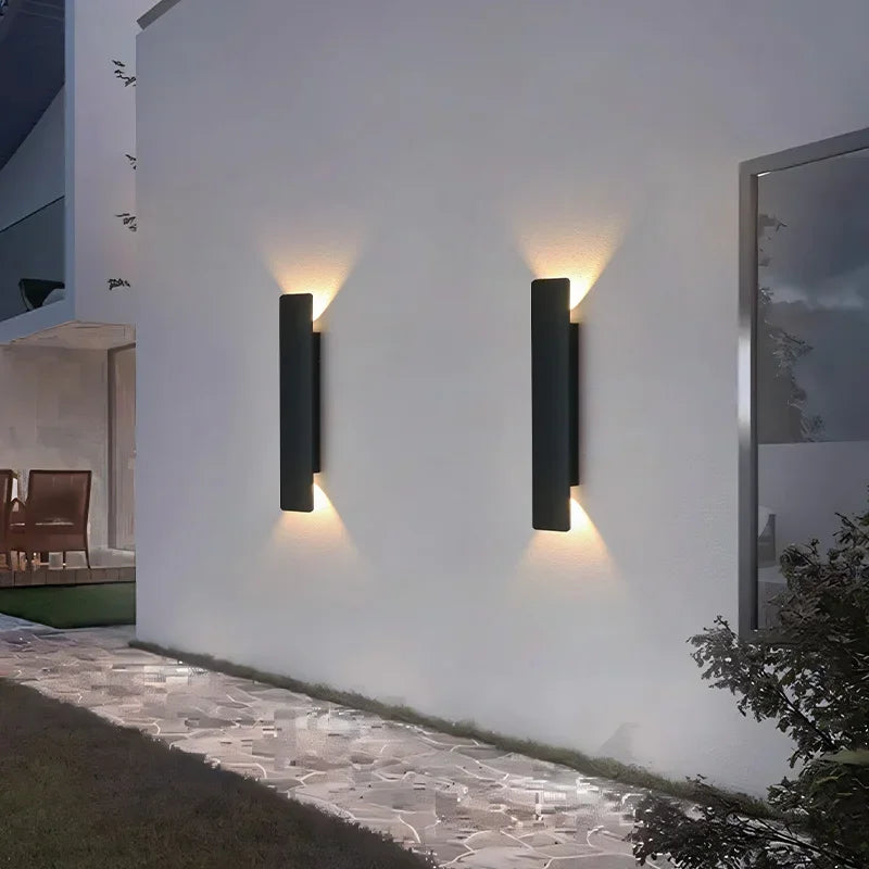 Modern 18W LED Waterproof Up Down Outdoor Wall Lamp